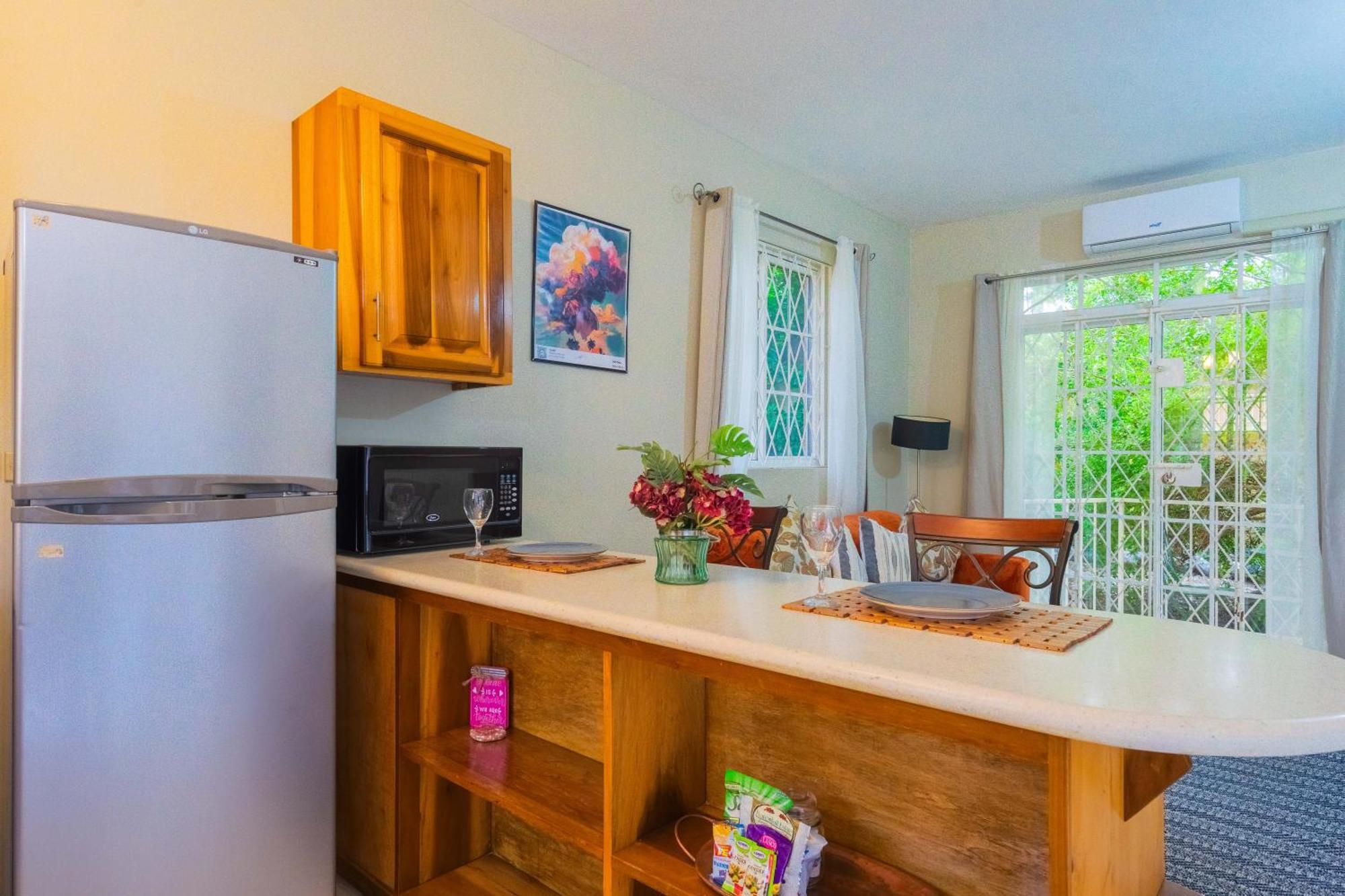 Musgrave Annex- Comfy 1 Bedroom Apartment On The Ground Floor Kingston Exteriér fotografie